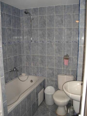 Фото номера Апартаменты с 2 спальнями (для 5 взрослых) Отель Centaur Family Hotel г. Рила 3