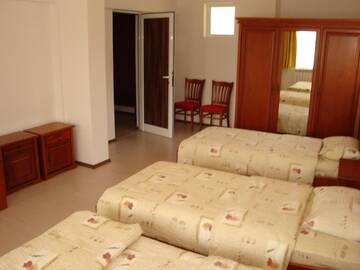 Фото номера Апартаменты с 2 спальнями (для 5 взрослых) Отель Centaur Family Hotel г. Рила 4